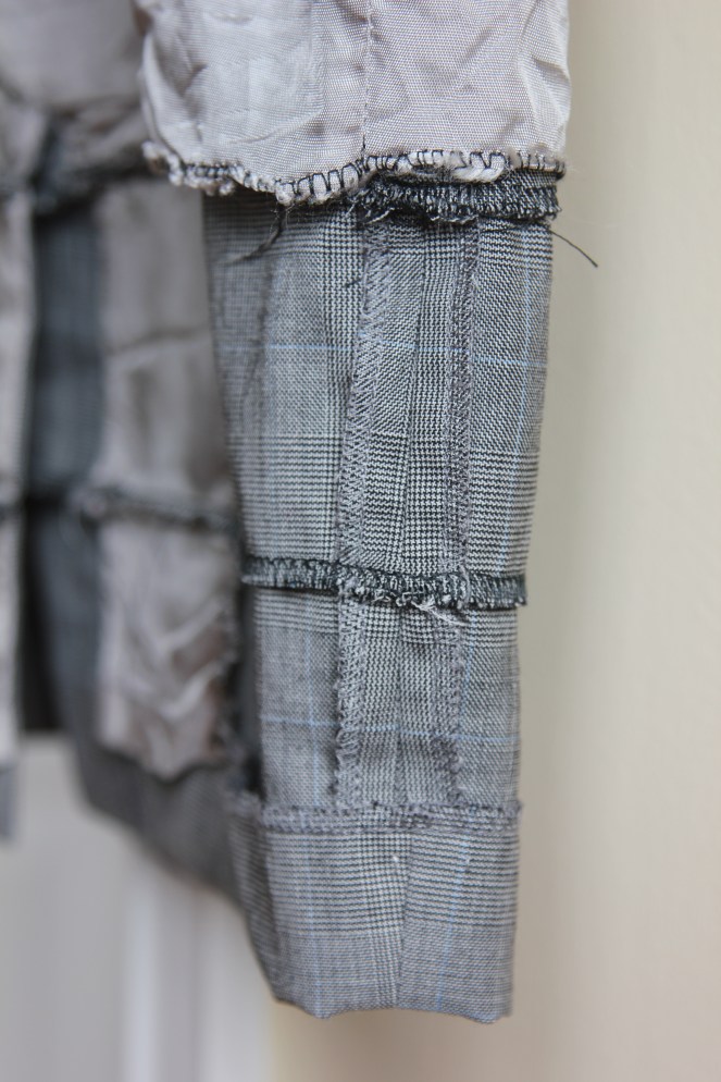 Side - inside view.  Love the quality of my overlockering  on the lining...